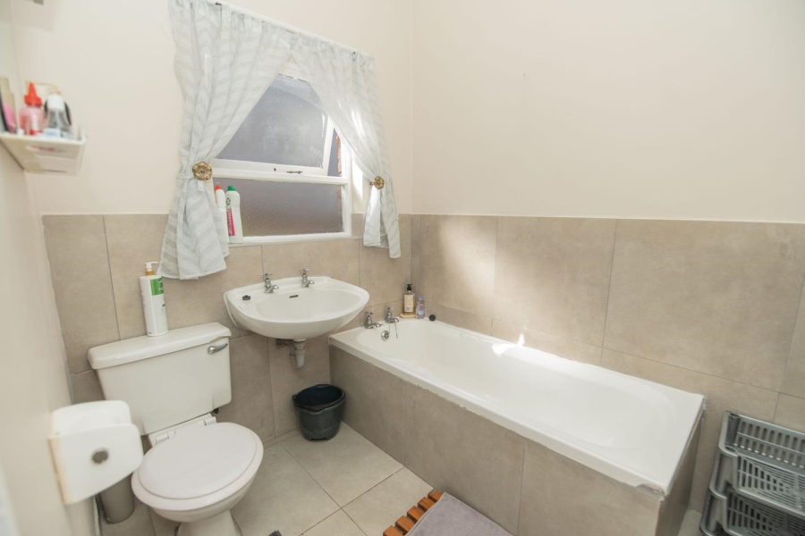 To Let 3 Bedroom Property for Rent in Linkside Eastern Cape